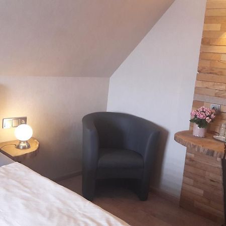Hotel -Winterfelder Hof Apenburg-Winterfeld ภายนอก รูปภาพ