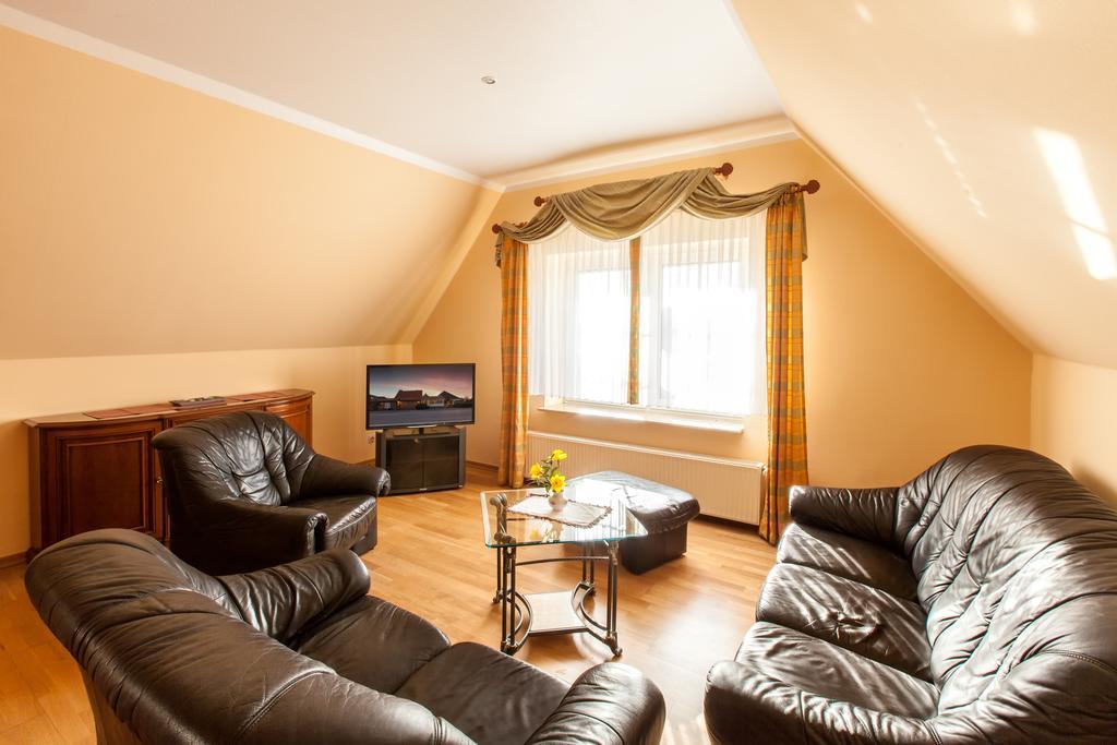 Hotel -Winterfelder Hof Apenburg-Winterfeld ห้อง รูปภาพ