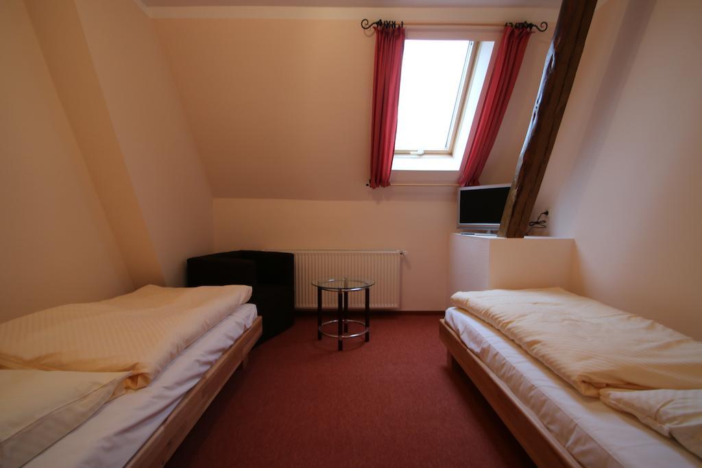 Hotel -Winterfelder Hof Apenburg-Winterfeld ห้อง รูปภาพ
