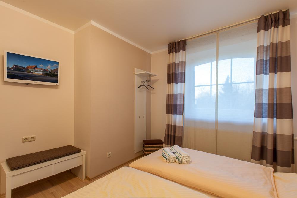 Hotel -Winterfelder Hof Apenburg-Winterfeld ภายนอก รูปภาพ