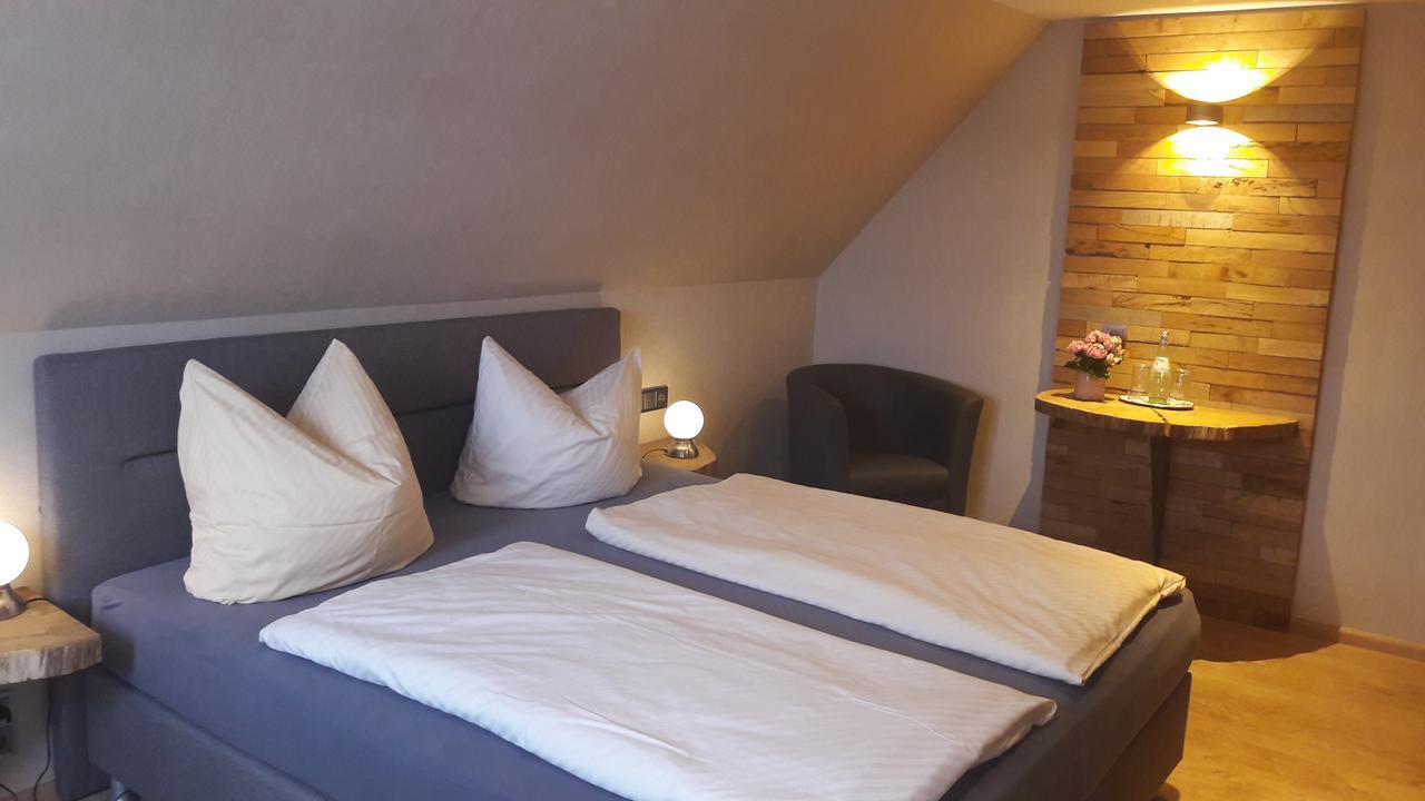 Hotel -Winterfelder Hof Apenburg-Winterfeld ภายนอก รูปภาพ